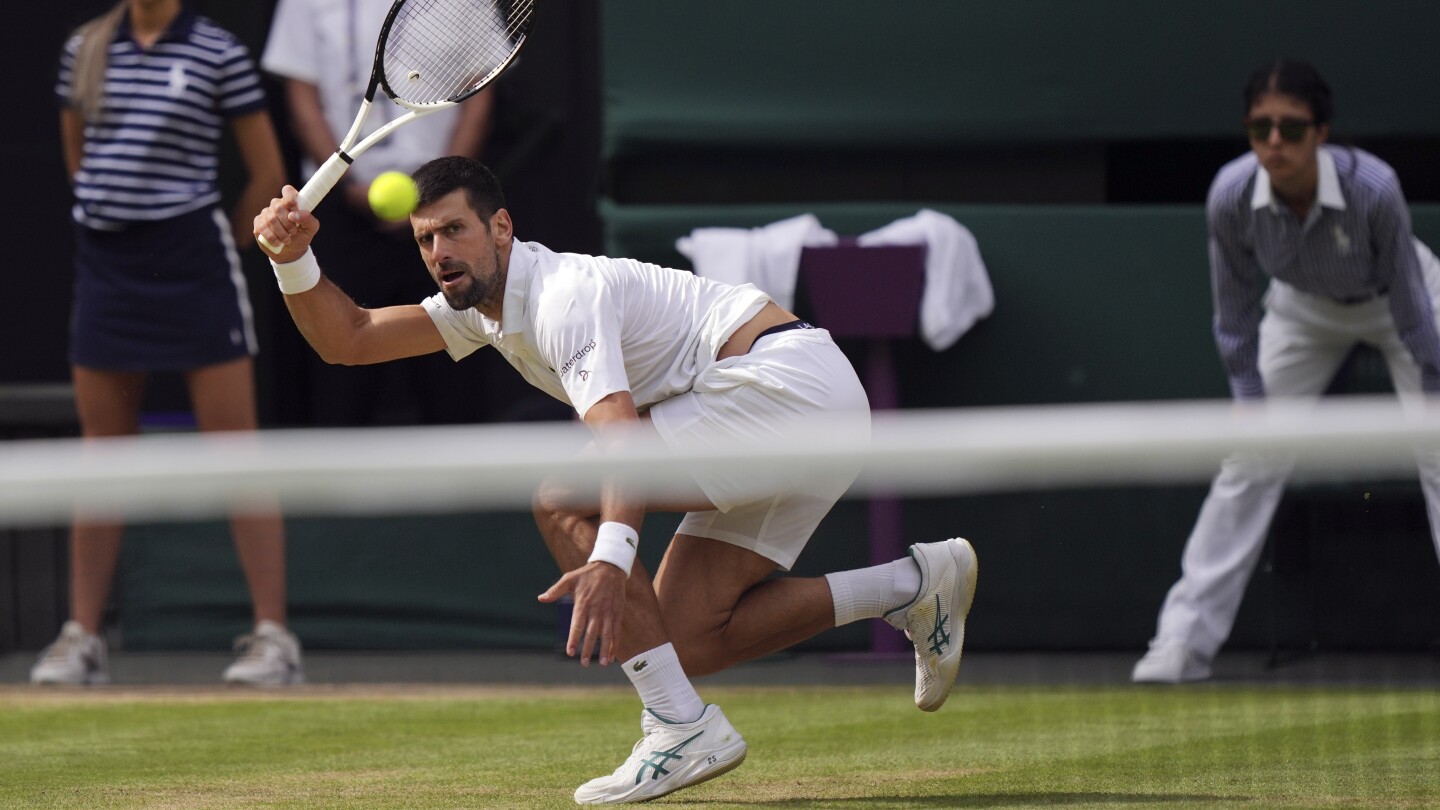 Novak Djokovic wins fourth set against Carlos Alcaraz in Wimbledon final. Match tied two sets each | AP News