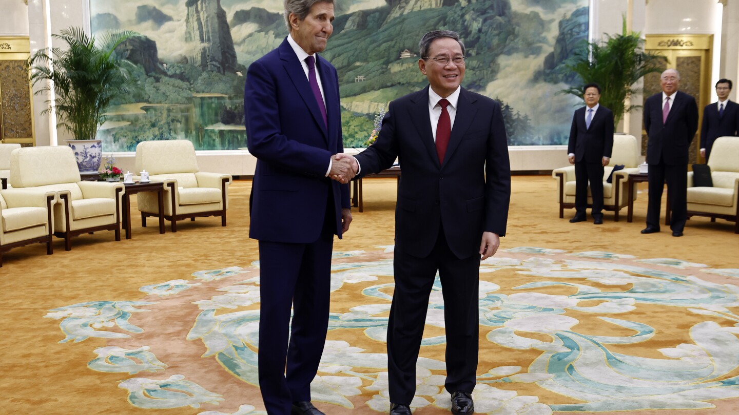 Climate envoy John Kerry meets with Chinese officials amid US push to stabilize rocky relations | AP News