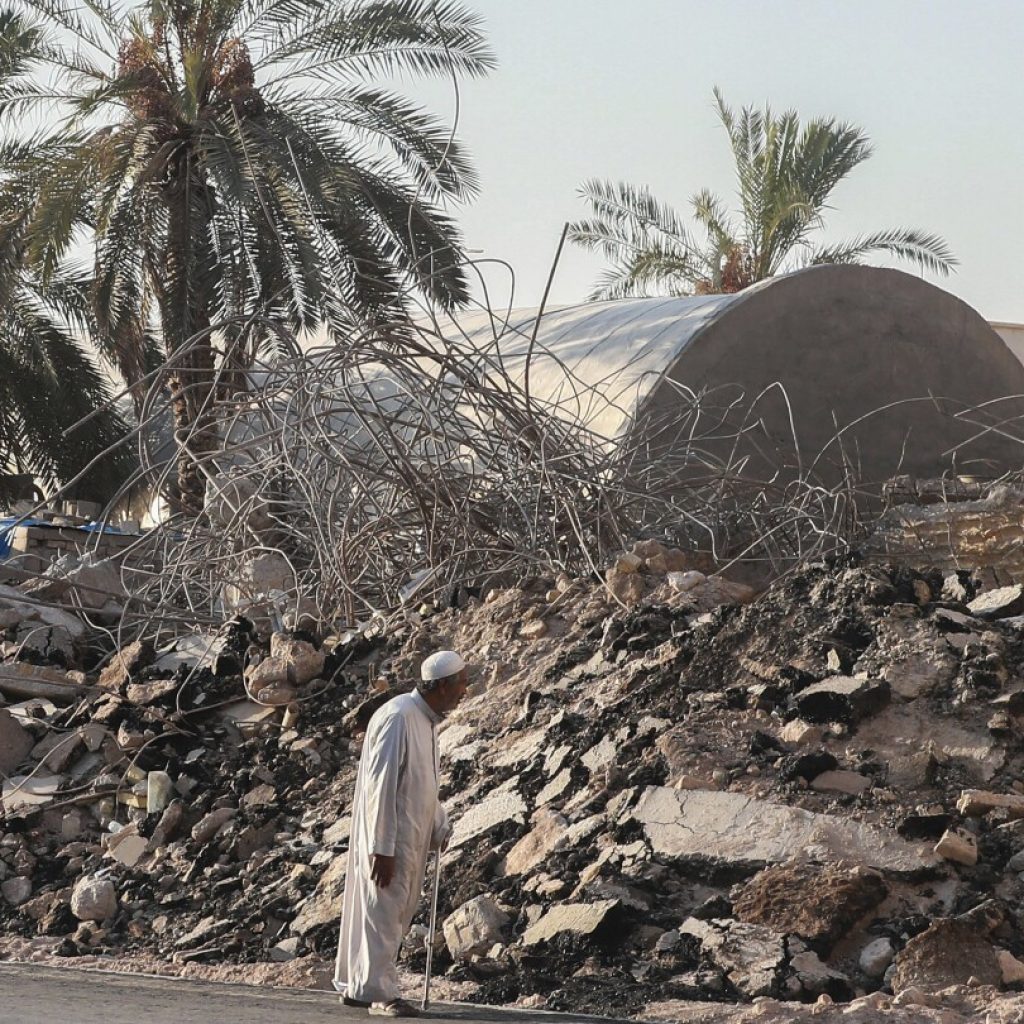 Demolition of historic minaret in southern Iraq’s Basra sparks outcry | AP News