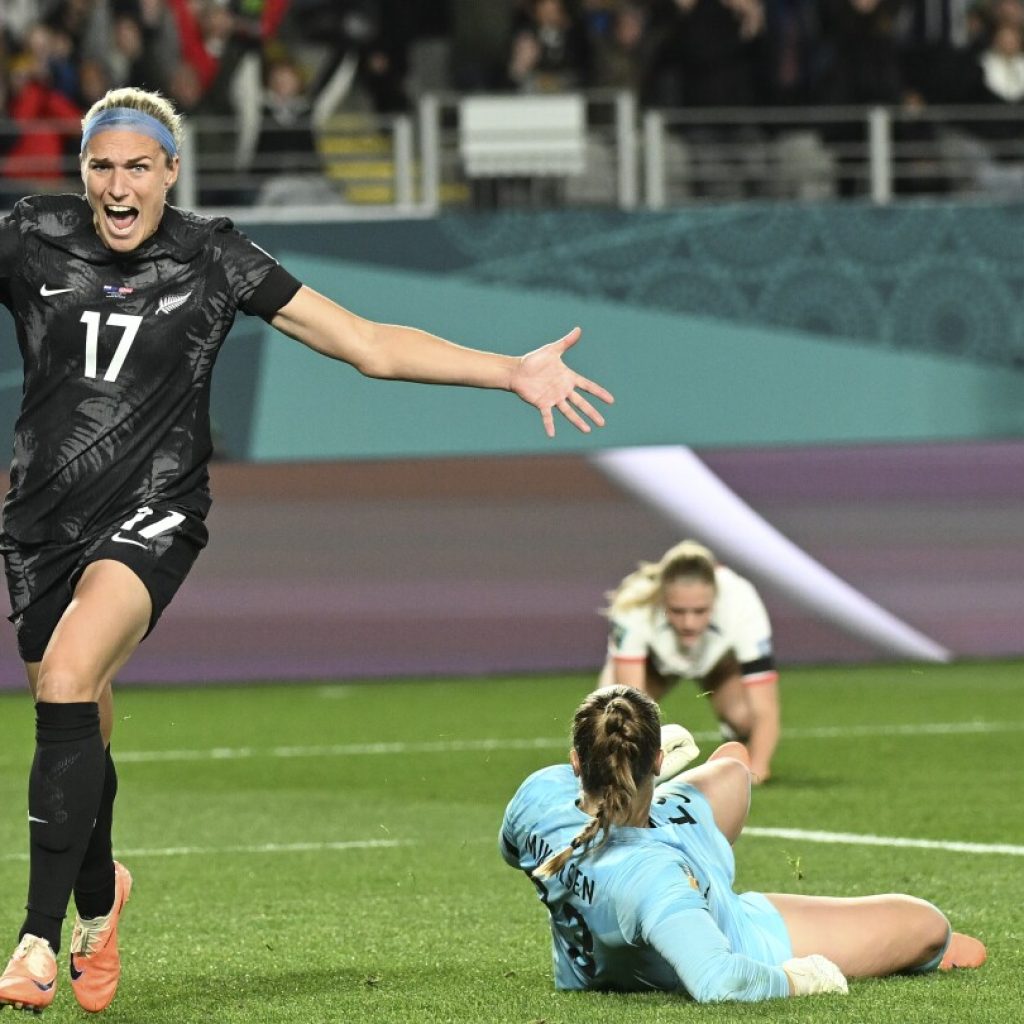 New Zealand opens FIFA Women’s World Cup with a 1-0 upset over Norway on emotional 1st day | AP News