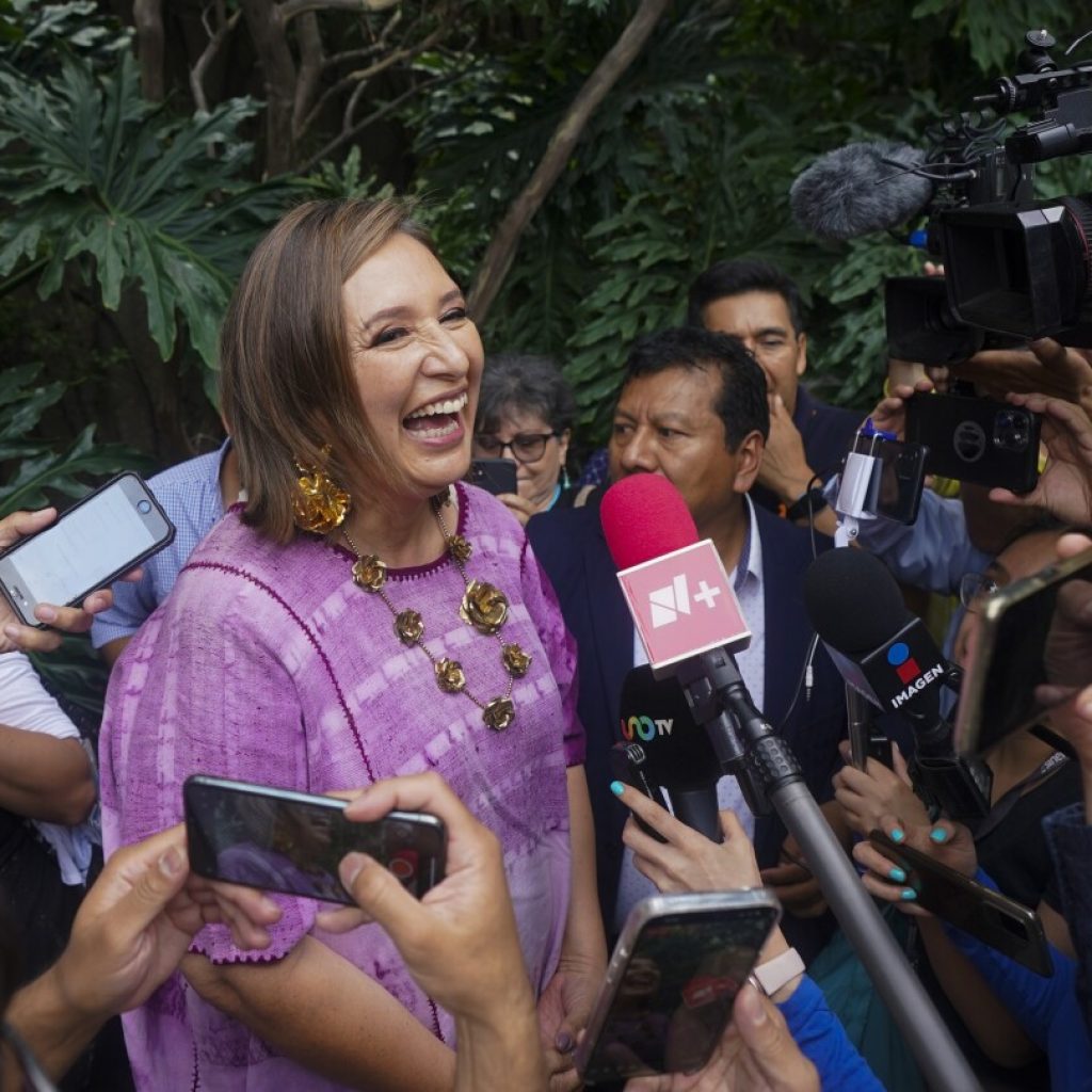 As a child, she sold street tamales. A senator now, she’s shaking up Mexico’s presidential race. | AP News