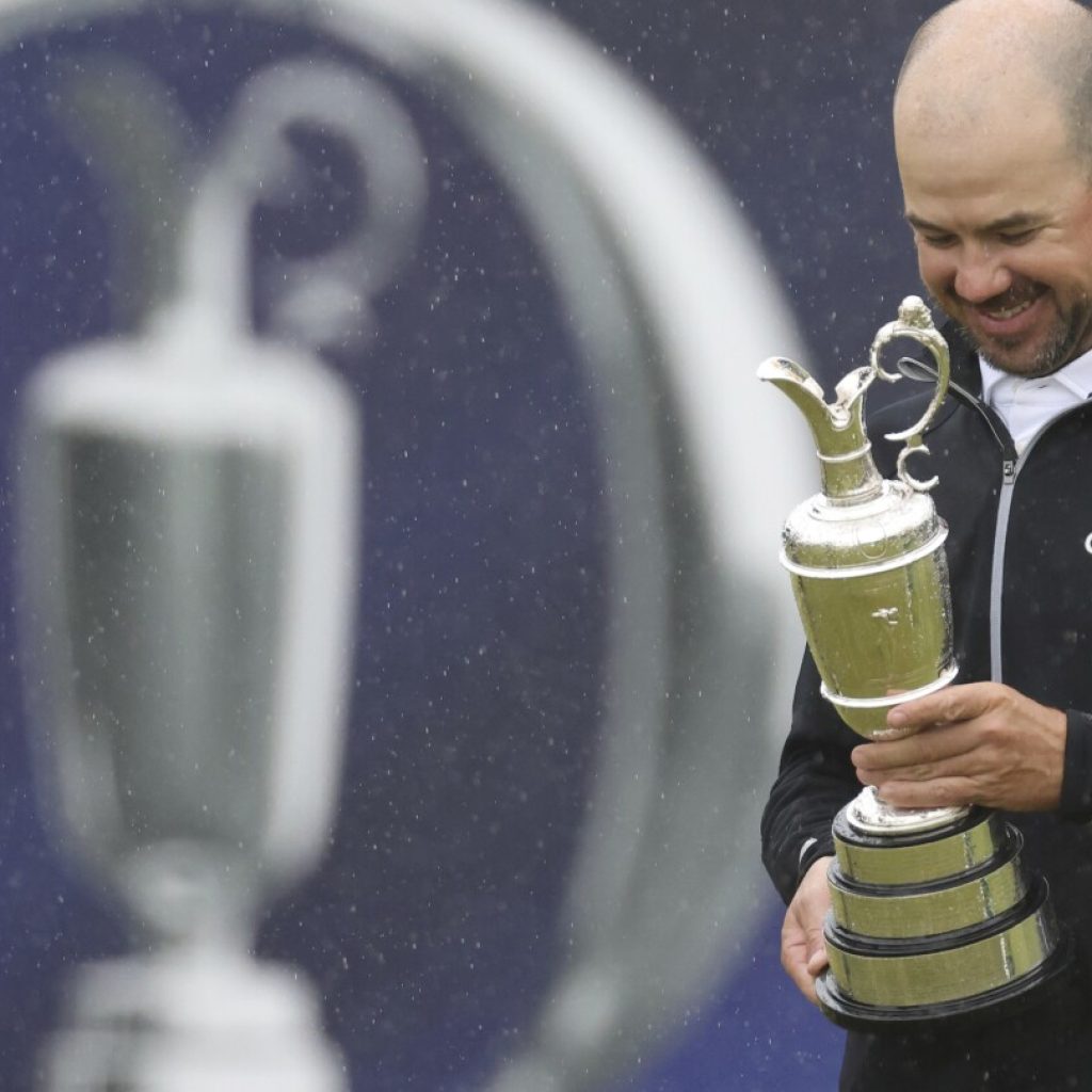 Brian Harman is unstoppable in a drama-free British Open win at Hoylake | AP News