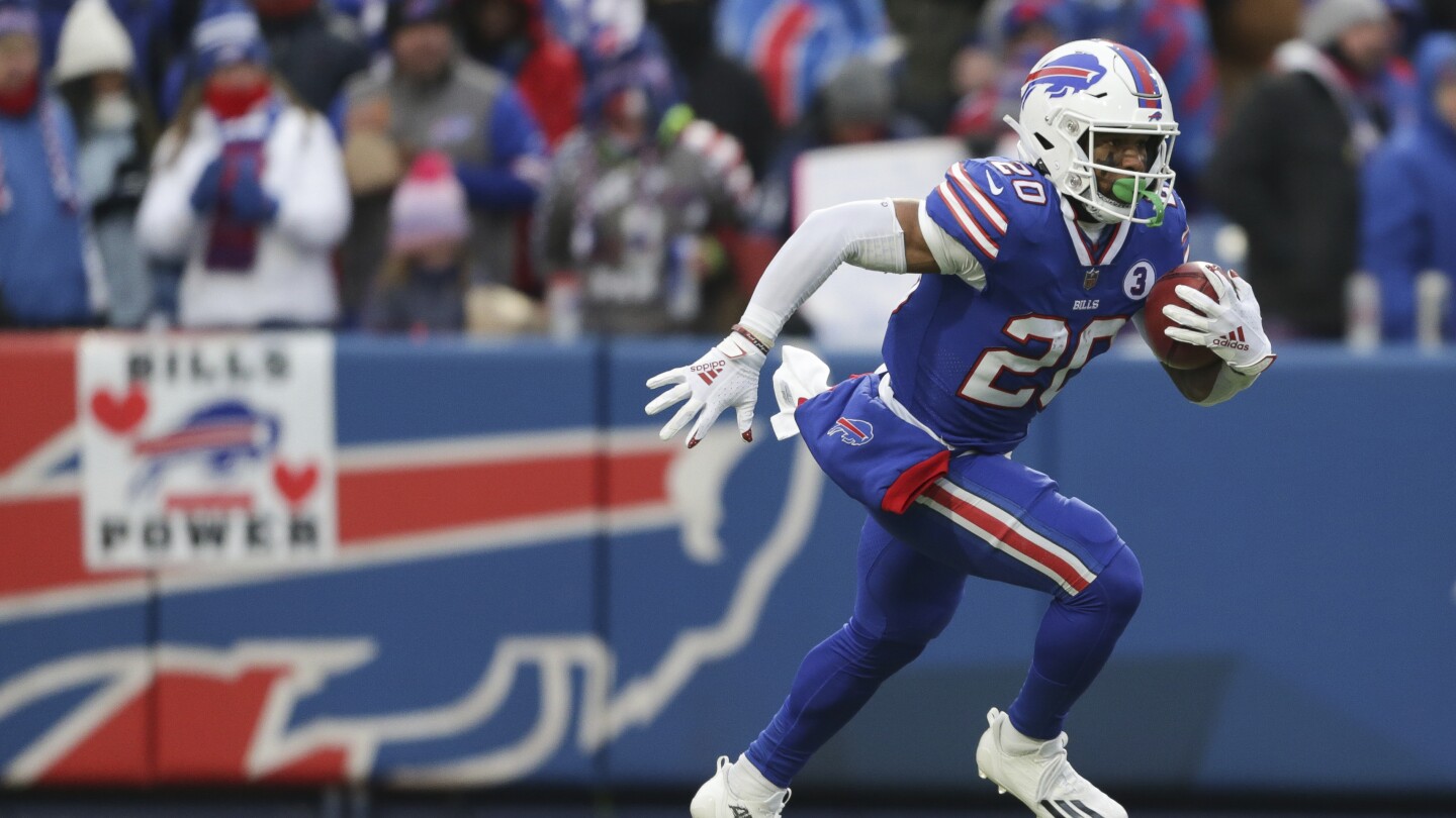 Bills running back Nyheim Hines will miss the season after being hit by a jet ski, AP source says | AP News