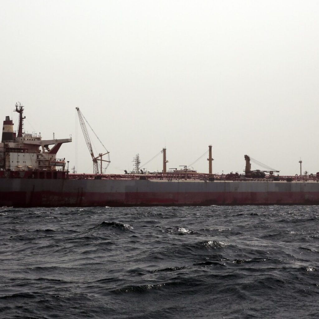 UN says operation to siphon oil out of rusting tanker moored off Yemen begins to ‘avoid catastrophe’ | AP News