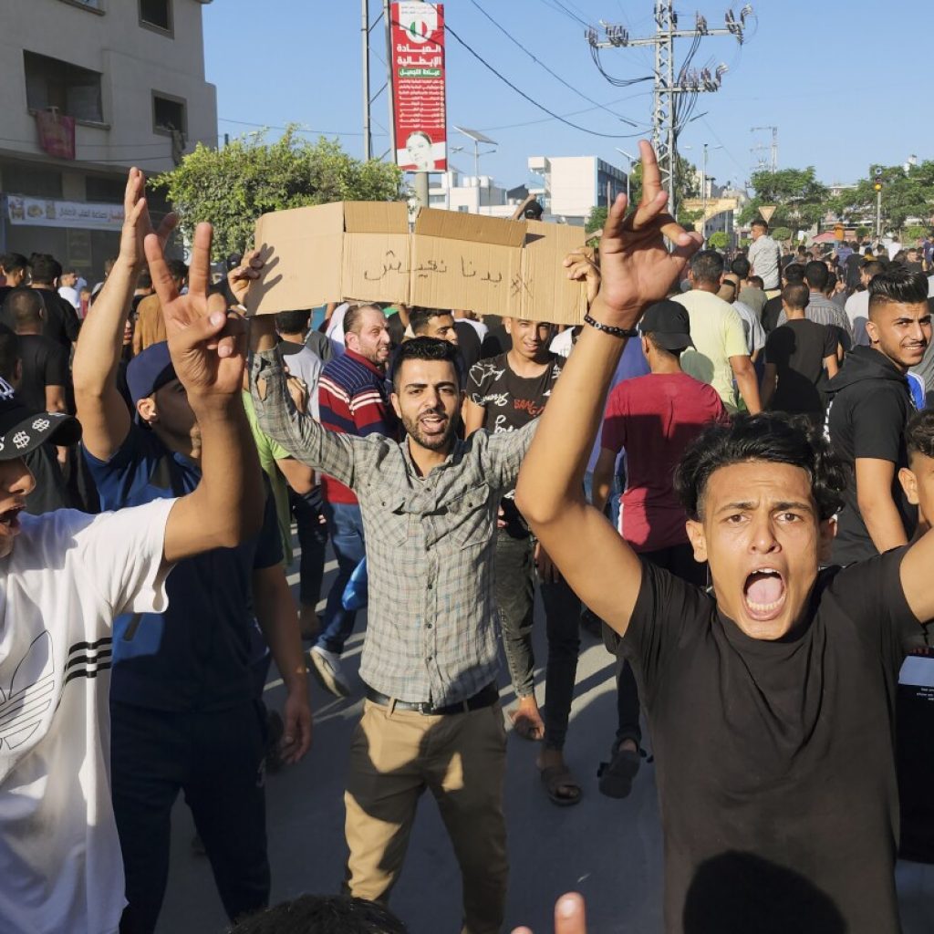 Thousands take to streets in Gaza in rare public display of discontent with Hamas | AP News