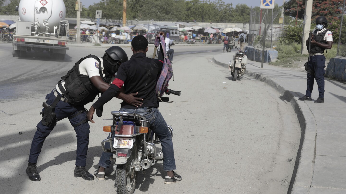 Haiti human rights group warns kidnappings and killings are on the rise after brief respite | AP News