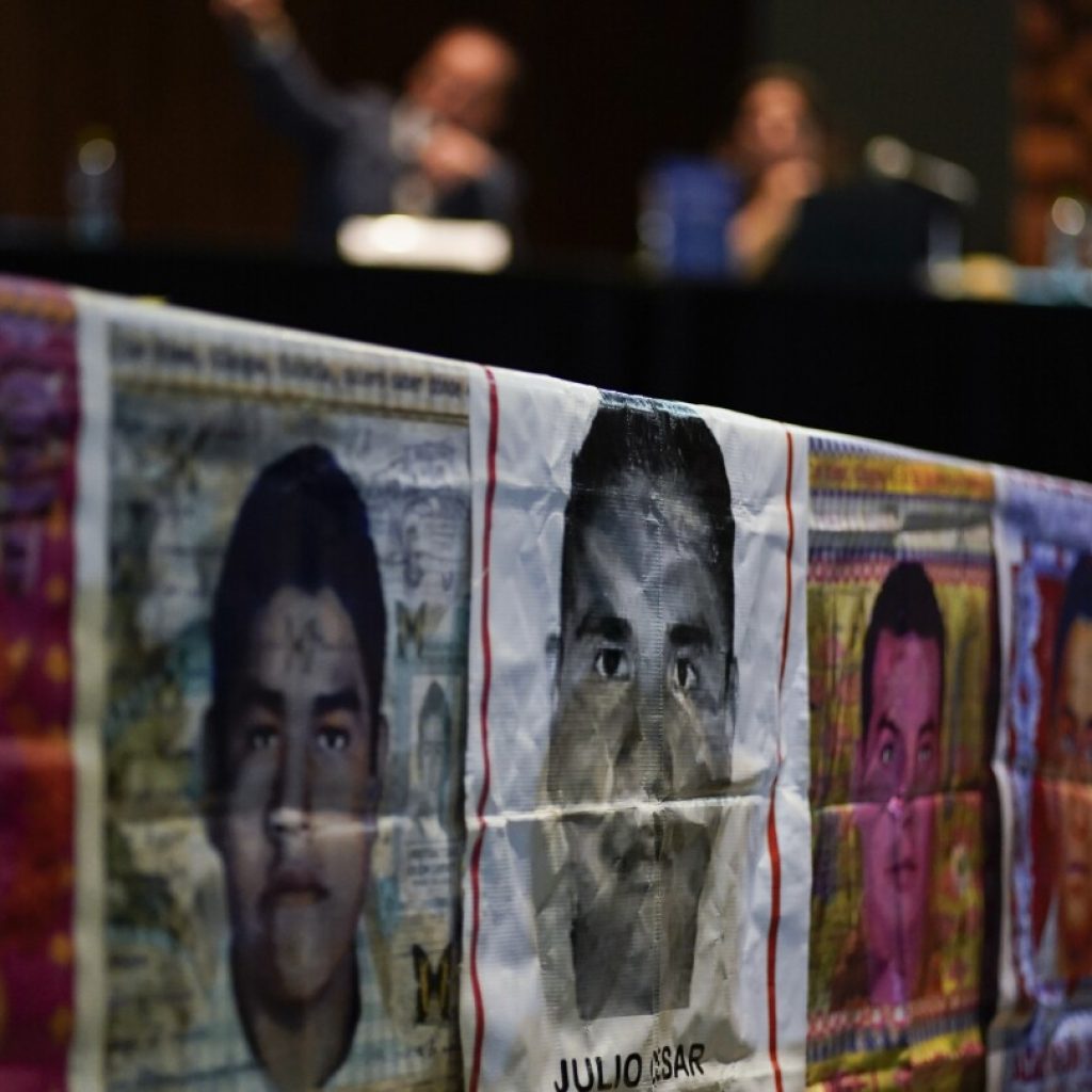 Investigators recall surreal moments during years-long investigation in Mexico’s missing students | AP News