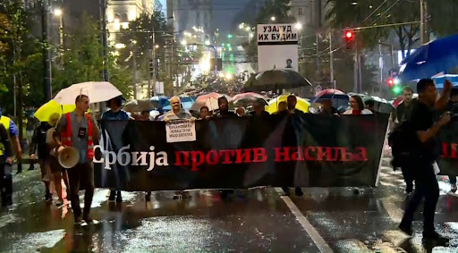 Učesnici protesta ‘Srbija protiv nasilja’ blokiraju auto-put kroz Beograd