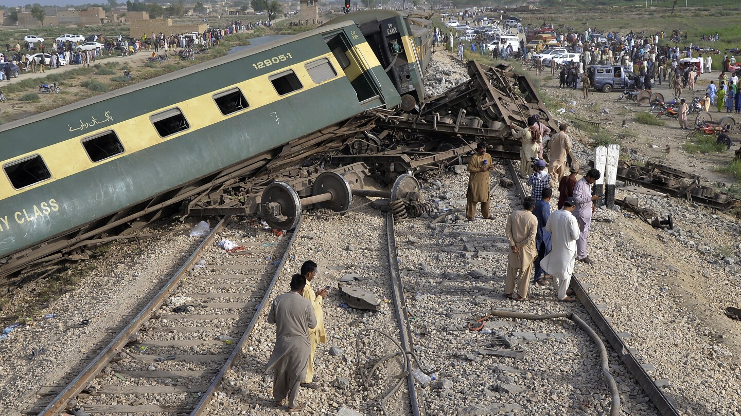 Death toll from train derailment in Pakistan rises to 30 with 90 others injured, officials say | AP News