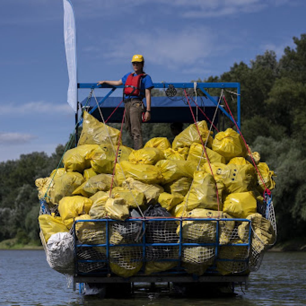 Plastični otpad iz mađarskih reka