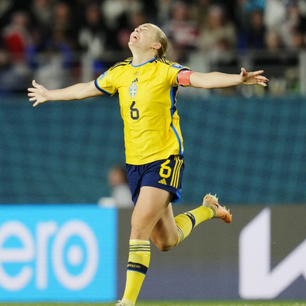 Sweden stakes claim as Women’s World Cup favorite by stopping Japan 2-1 in quarterfinals | AP News