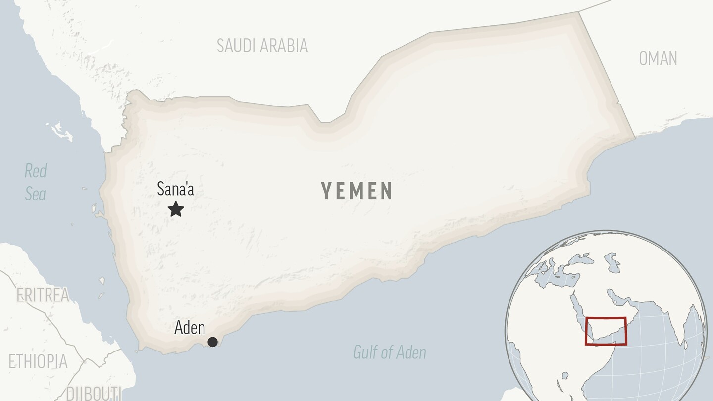 UN says 5 staff members kidnapped in Yemen 18 months ago walk free | AP News
