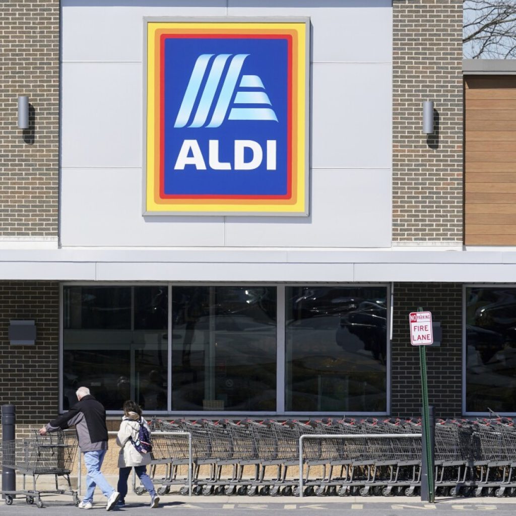 Aldi to buy 400 Winn-Dixie, Harveys groceries in Southern US | AP News