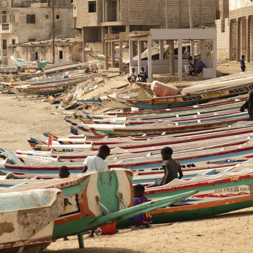 More than 60 Senegalese migrants are dead or missing after monthlong voyage for Spain | AP News