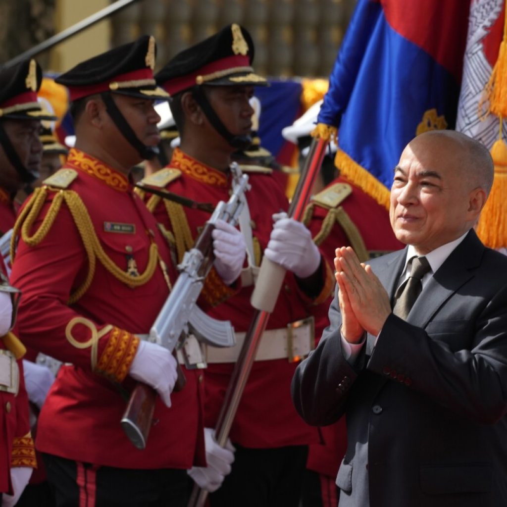 New faces in Cambodia’s parliament as king welcomes incoming lawmakers | AP News