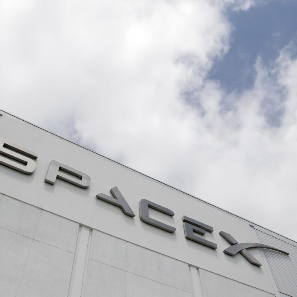 US sues SpaceX for alleged hiring discrimination against refugees and others | AP News