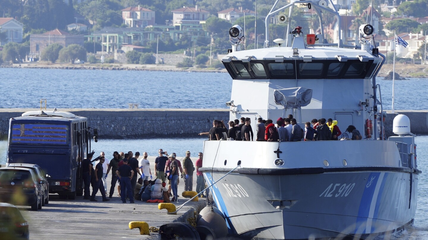 Migrant boat sinking off Greek island leaves 4 dead, 18 rescued | AP News