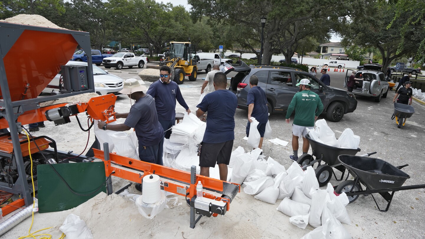 Tropical Storm Idalia: Florida residents urged to wrap up storm preparations | AP News
