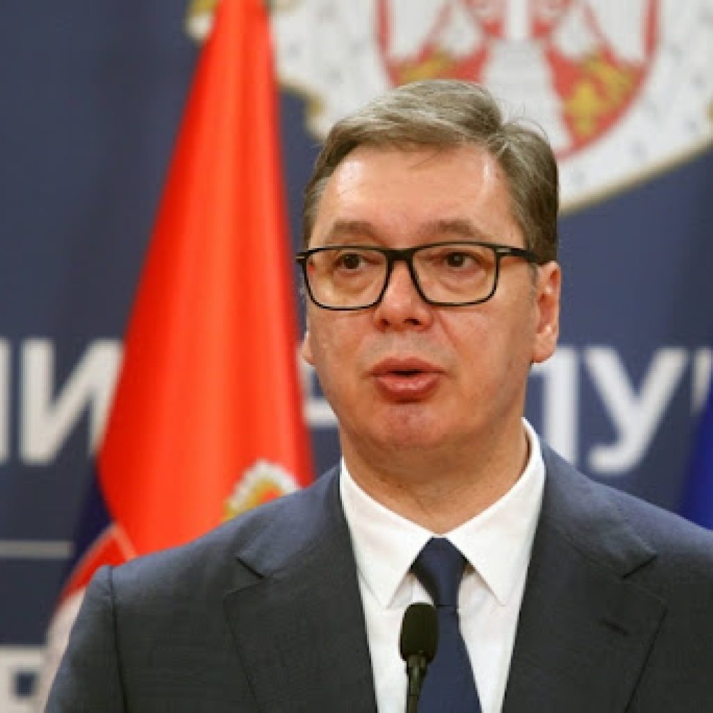 Vučić odbacio tvrdnje da kroz gradnju prikuplja novac za izbornu kampanju