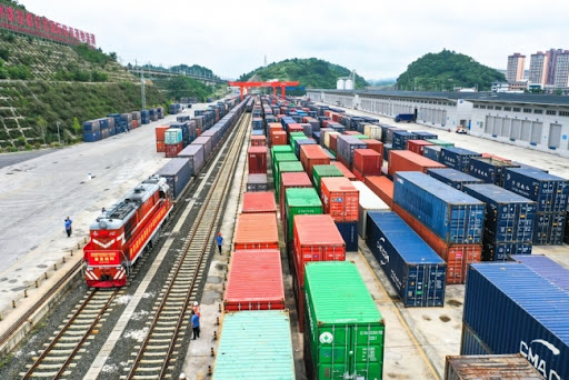 Kineska međunarodna trgovina robom i uslugama premašila 3.770 milijardi juana u julu