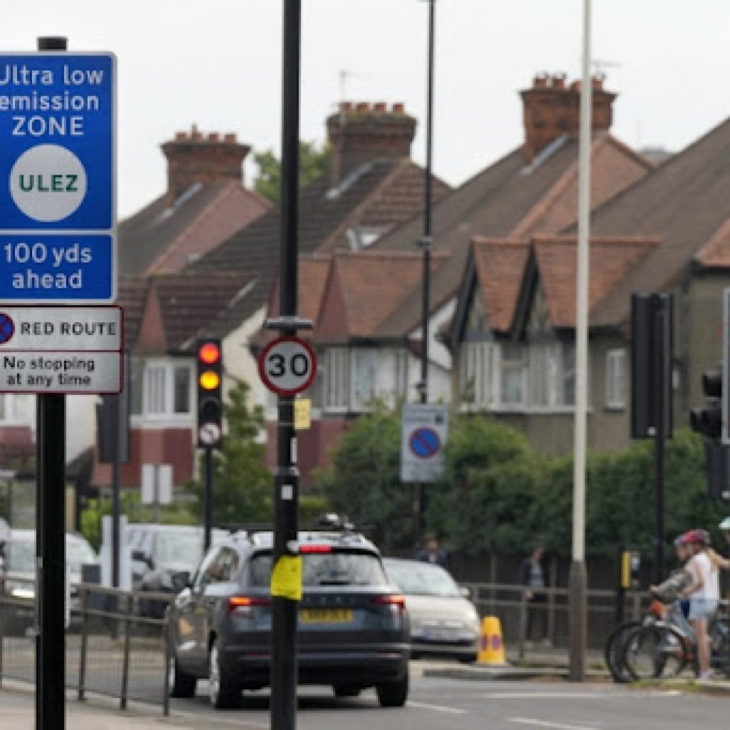 Zona naplate taksi za starija vozila proširena na sve opštine Londona