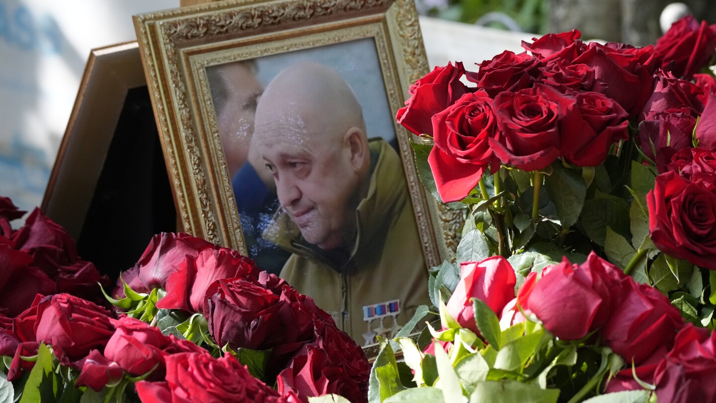 Kremlin says ‘Deliberate wrongdoing’ among possible causes of plane crash that killed Prigozhin | AP News