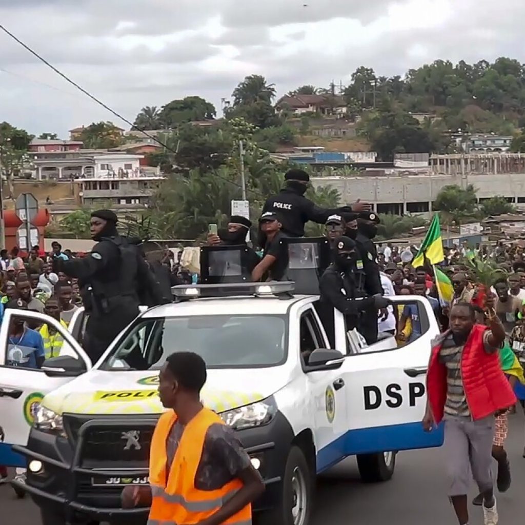 Ousting of Gabon’s unpopular leader was a ‘smokescreen’ for soldiers to seize power, analysts say | AP News