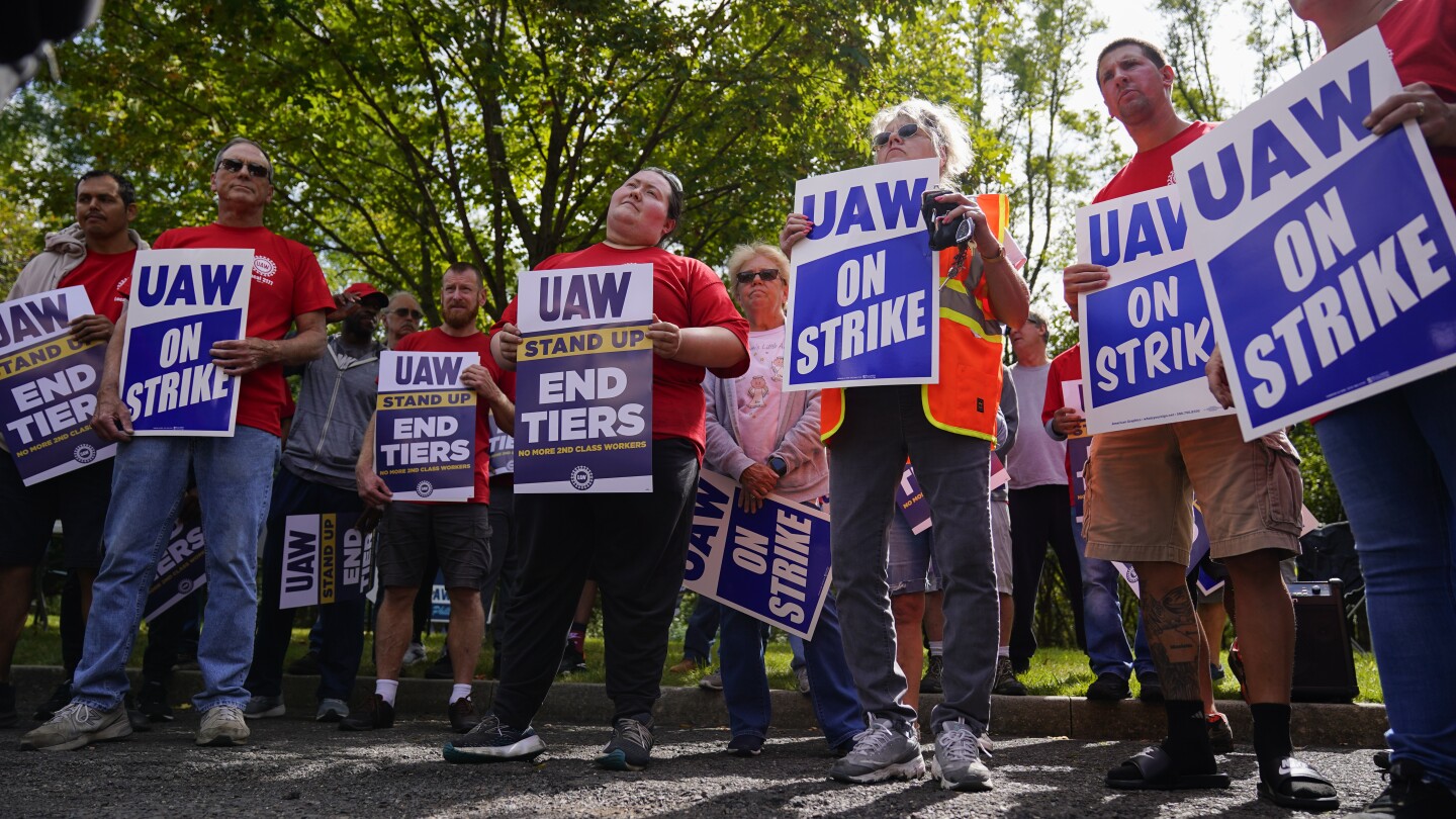 The UAW strike is growing. What you need to know as more auto workers join the union’s walkouts | AP News