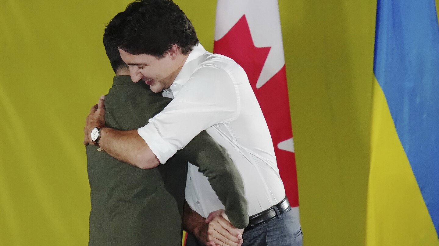 Trudeau pledges Canada’s support for Ukraine and punishment for Russia | AP News