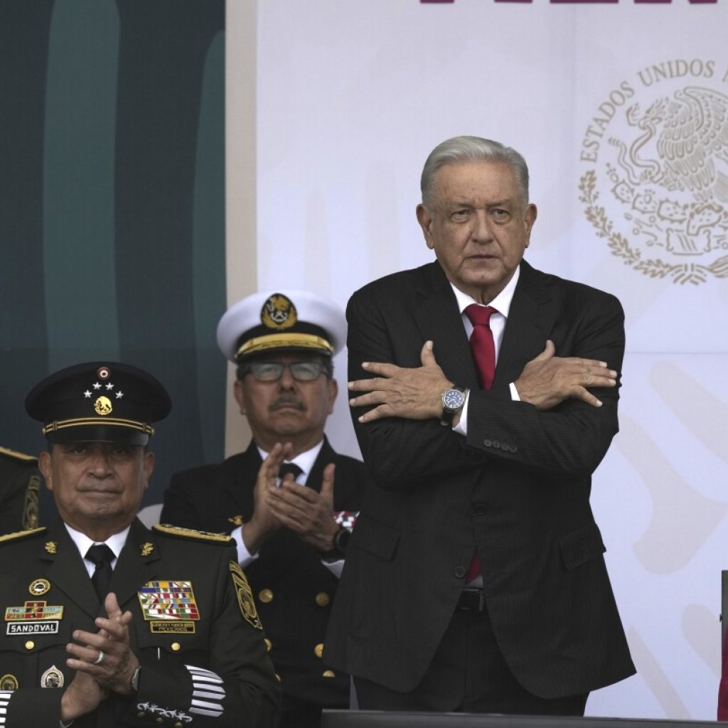 Mexican president wants to meet with Biden in Washington on migration, drug trafficking | AP News