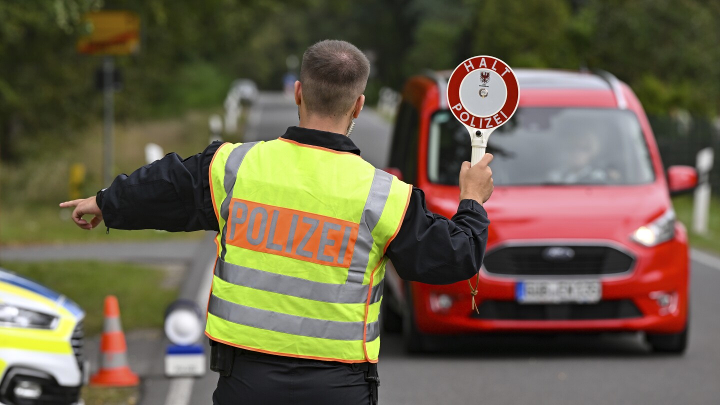 German police raid locations across the country in connection with smuggling of Syrian migrants | AP News