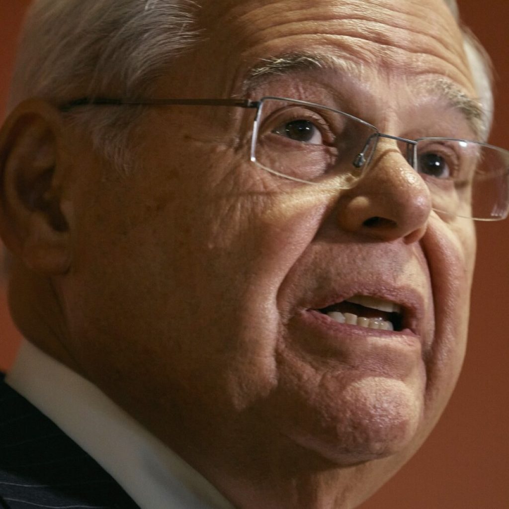 Sen. Bob Menendez will appear in court in his bribery case as he rejects calls to resign | AP News