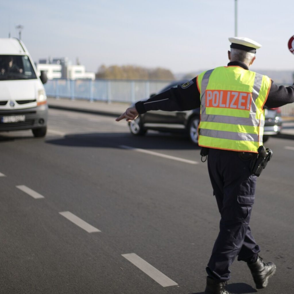 Germany increases border patrols along migrant ‘smuggling routes’ to Poland and Czech Republic | AP News