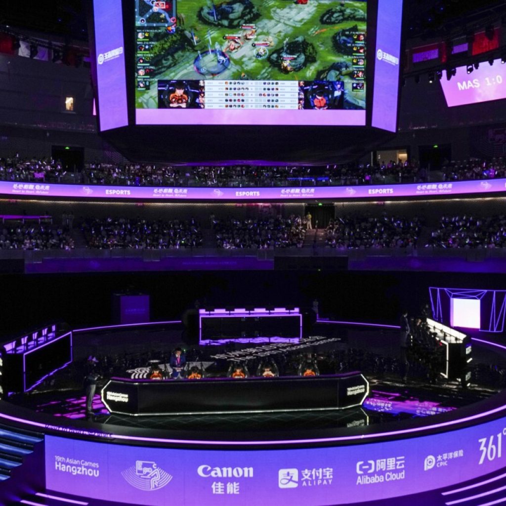 China wins bronze in League of Legends but all eyes on South Korea in gold-medal match | AP News