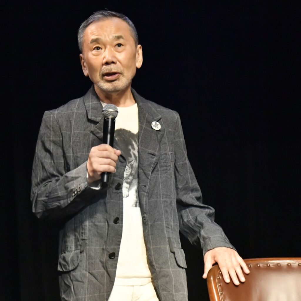 Novelist Murakami hosts Japanese ghost story reading ahead of Nobel Prize announcements | AP News