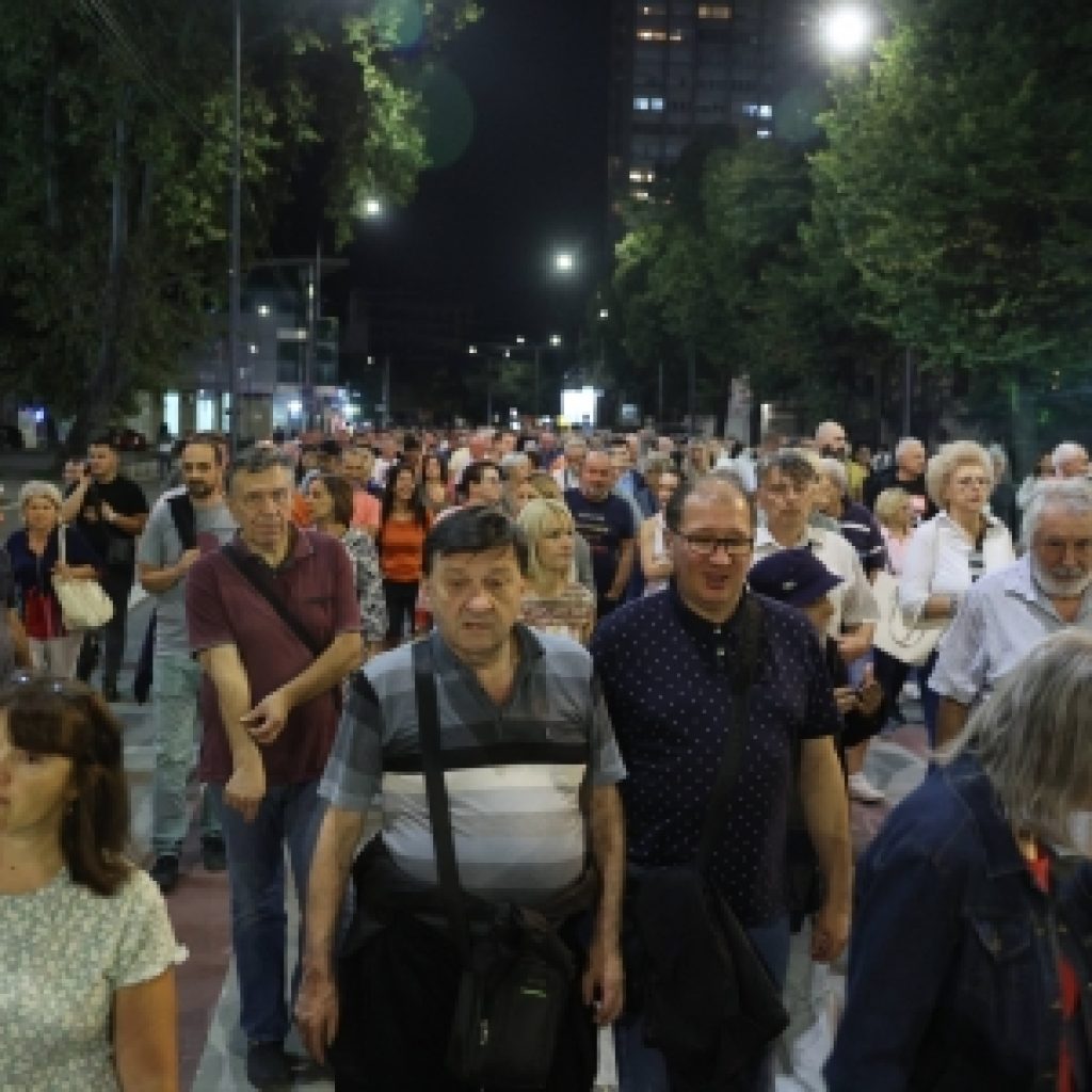 U Nišu počeo protest ‘Srbija protiv nasilja’