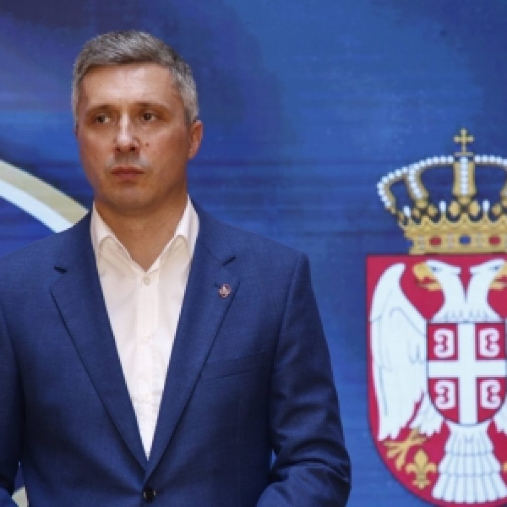 Obradović (Dveri): Vučić da objavi za koje izbore je započeo kampanju i kada će oni biti održani