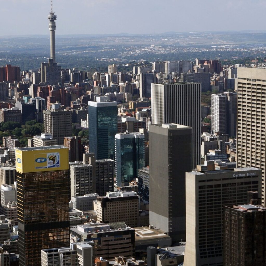 A building marked by fire and death shows the decay of South Africa’s ‘city of gold’ | AP News