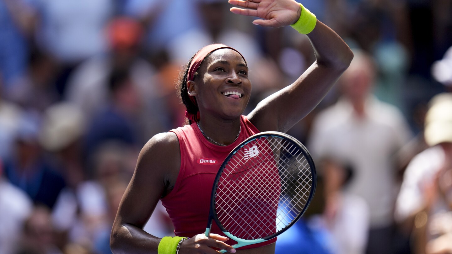 Coco Gauff reaches her first US Open semifinal at 19. Ben Shelton gets to his first at 20 | AP News