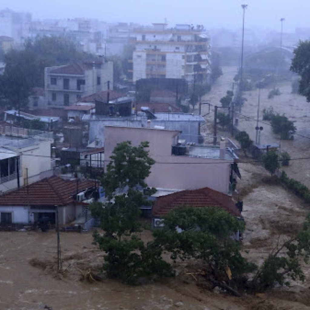 Dramatične poplave u Grčkoj
