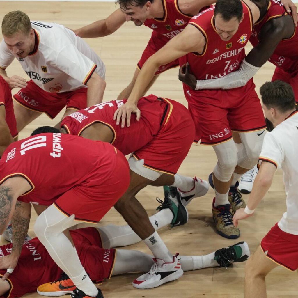 2023 FIBA World Cup: There will be no gold for the USA at the World Cup, after 113-111 loss to Germany | AP News