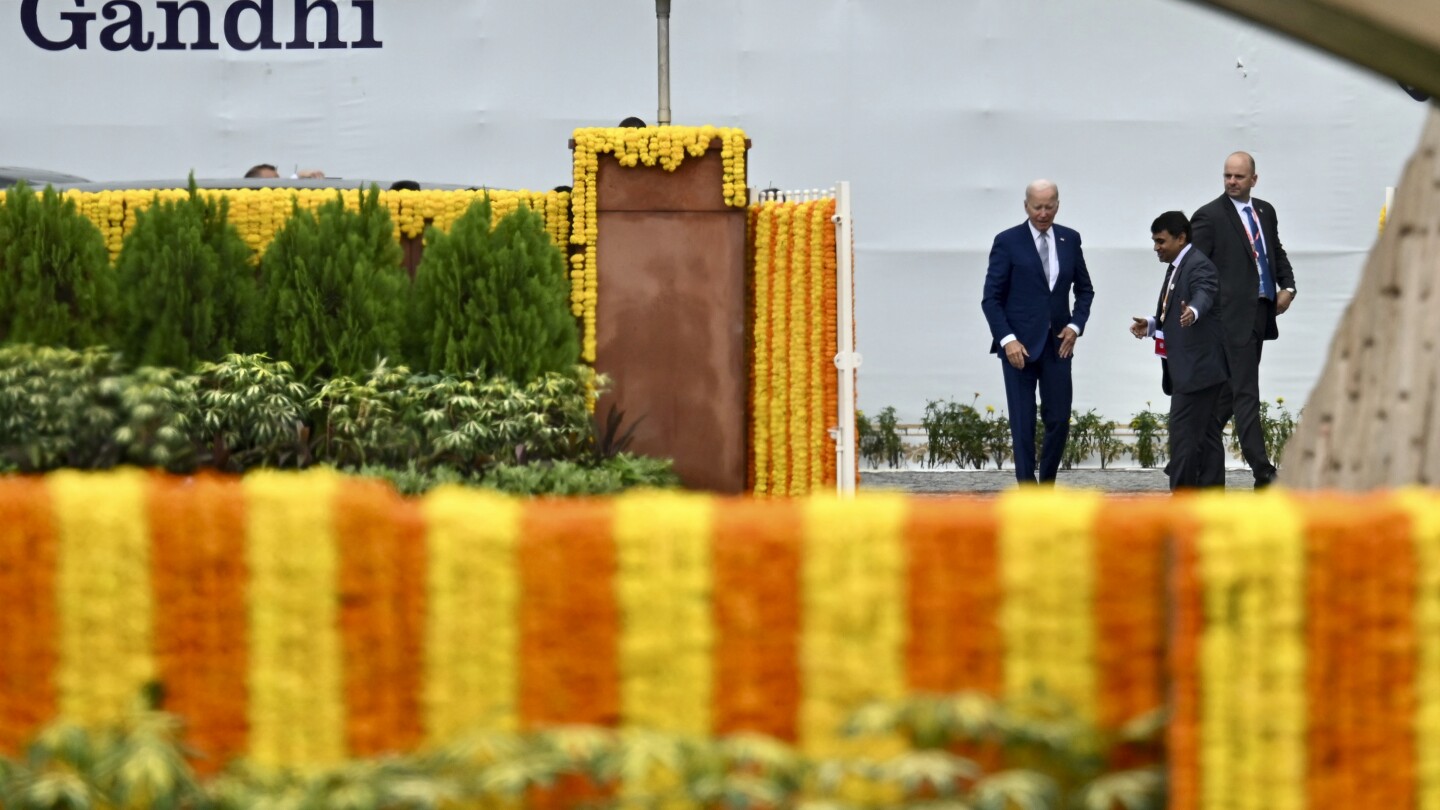 G20 leaders pay their respects at a Gandhi memorial on the final day of the summit in India | AP News