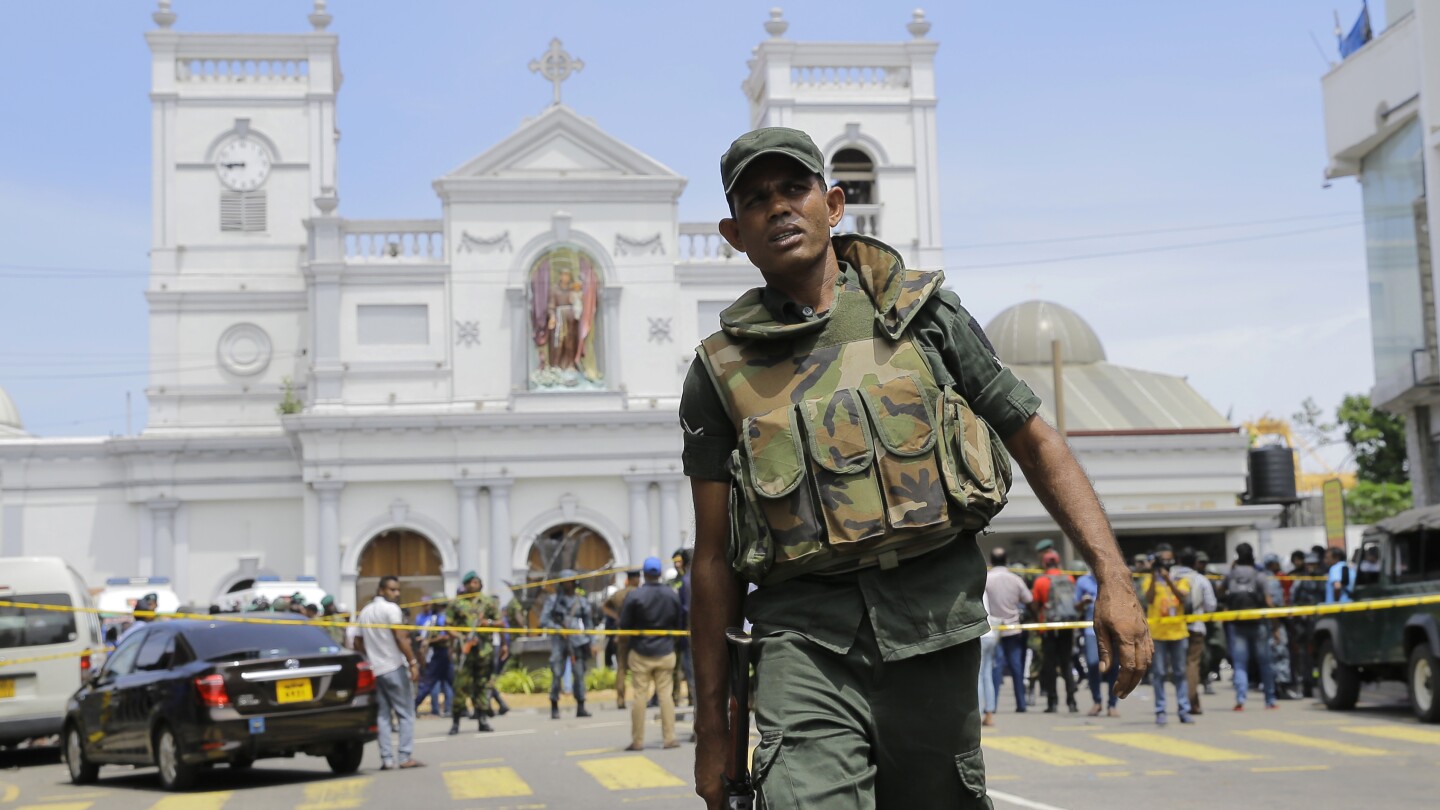 Sri Lanka’s president will appoint a committee to probe allegations of complicity in 2019 bombings | AP News