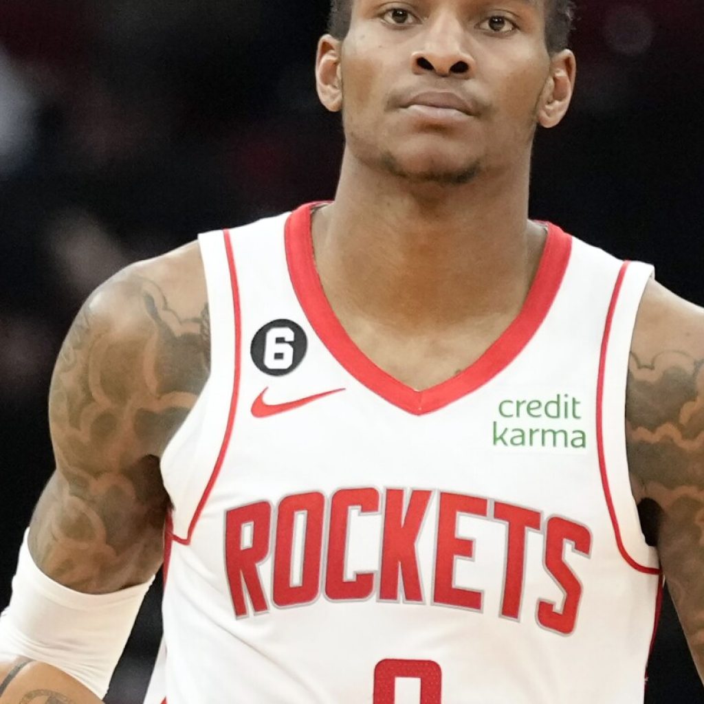 Houston Rockets guard Kevin Porter Jr. charged with assaulting girlfriend at Manhattan hotel | AP News