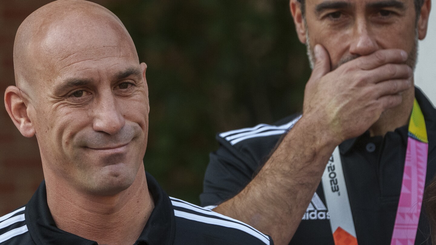 Rubiales summoned by Spanish judge investigating his kiss of player at Women’s World Cup | AP News