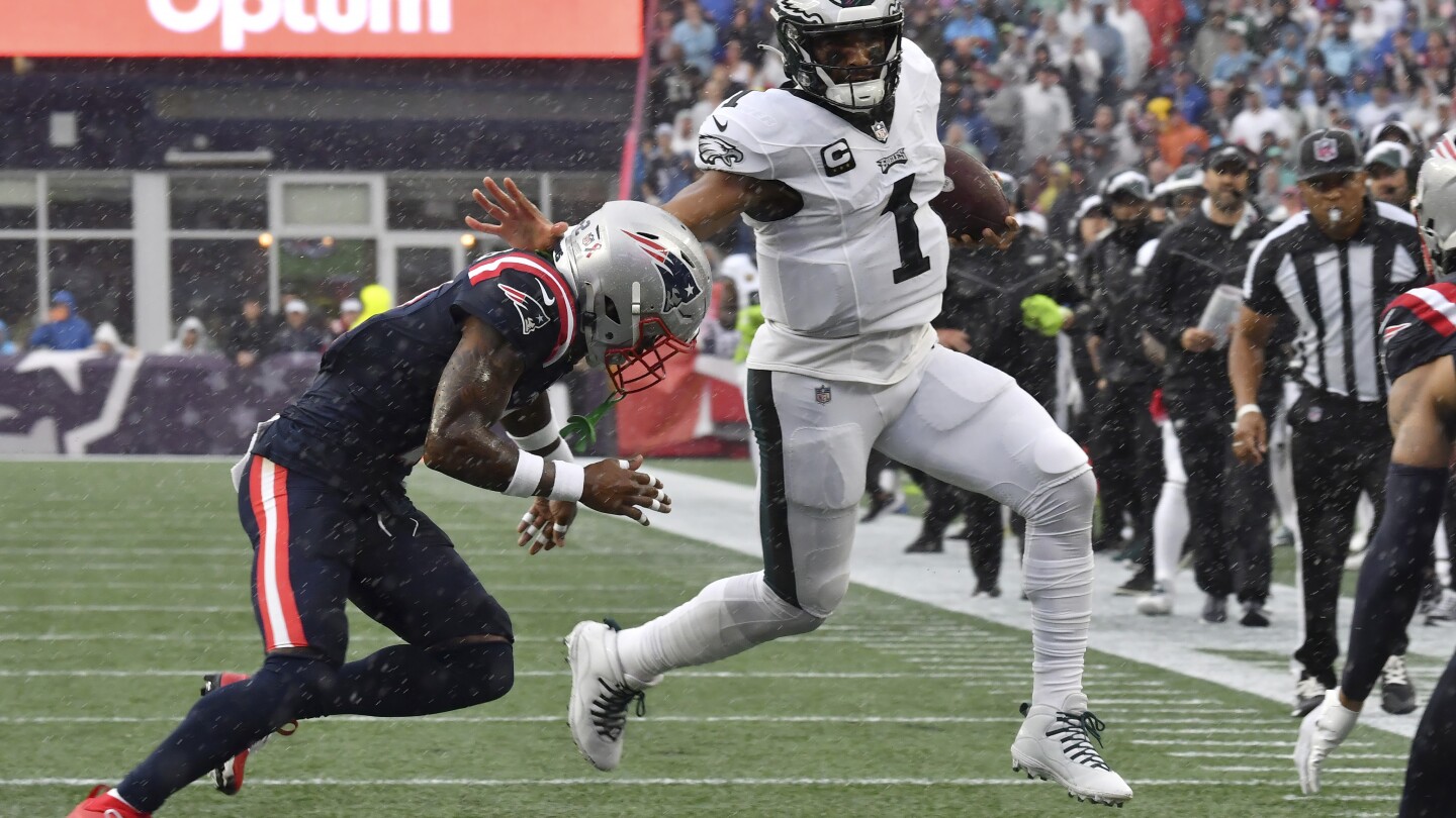 Jalen Hurts, Eagles host Kirk Cousins, Vikings in prime time again in their home opener | AP News