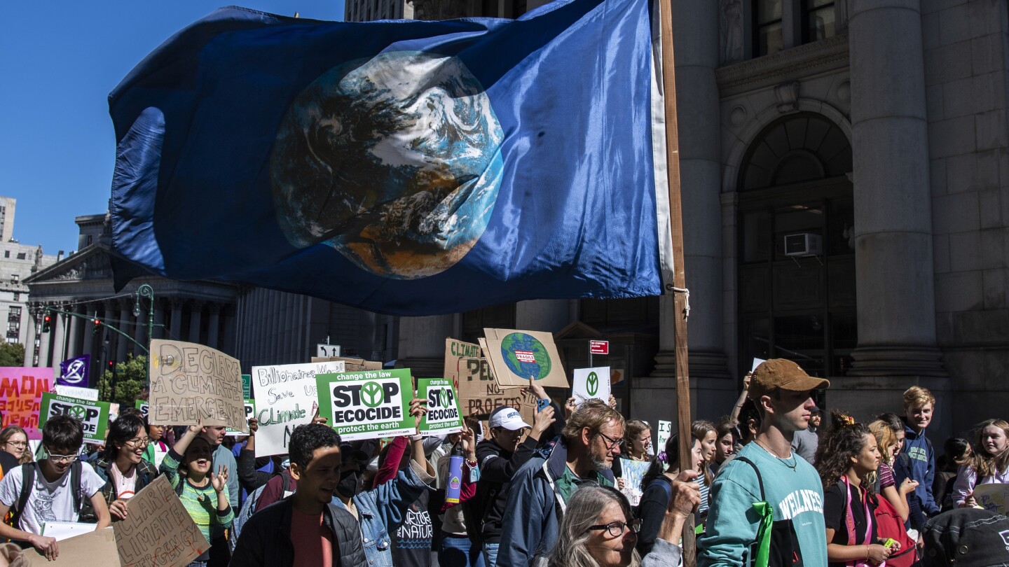 Special UN summit, protests, week of talk turn up heat on fossil fuels and global warming | AP News