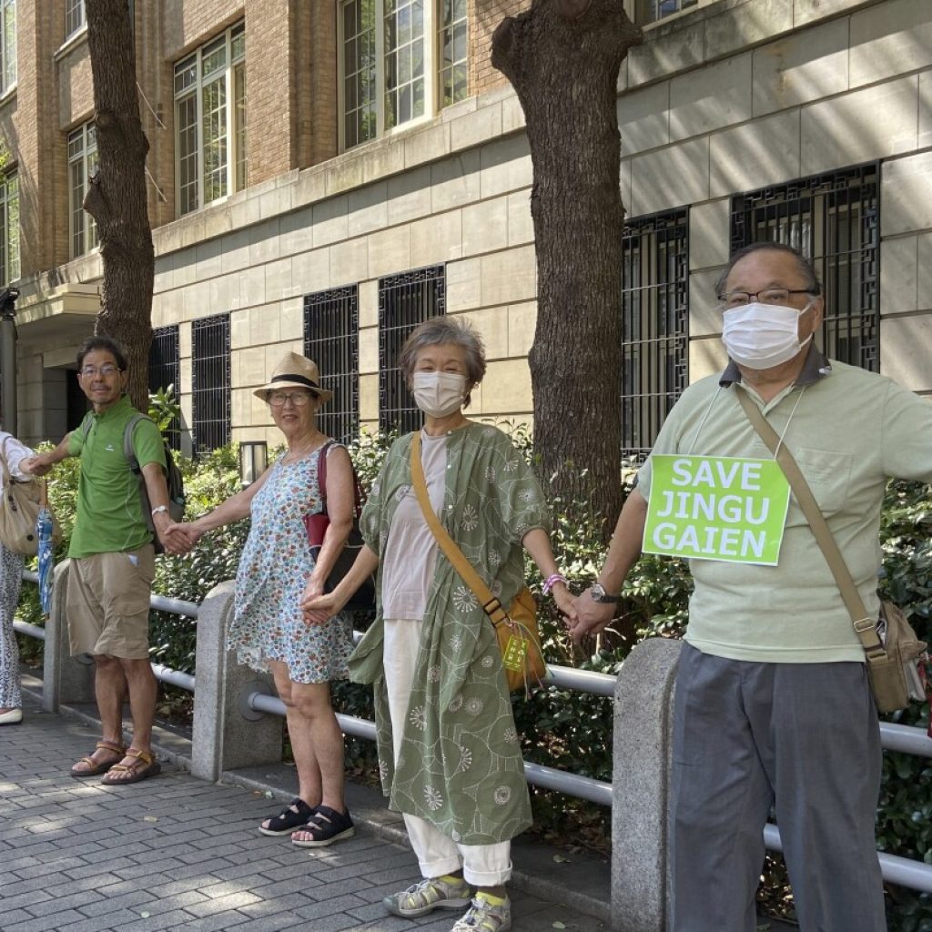 Protesters demand that Japan save 1000s of trees by revising a design plan for a popular Tokyo park | AP News