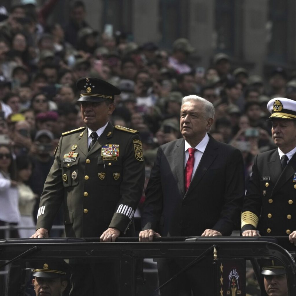 Mexican president defends inclusion of Russian military contingent in Independence parade | AP News