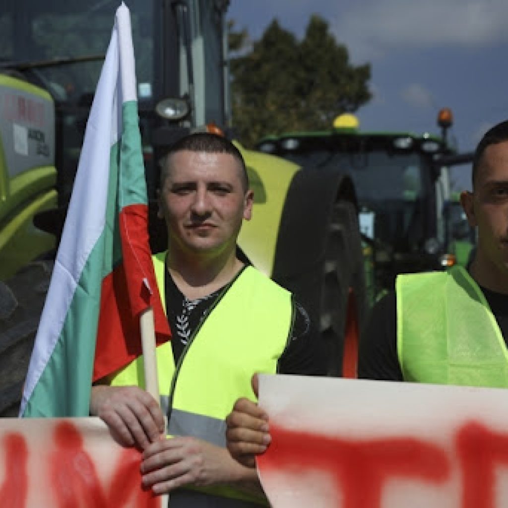 Poljoprivrednici u Bugarskoj blokiraju puteve zbog uvoza ukrajinske robe